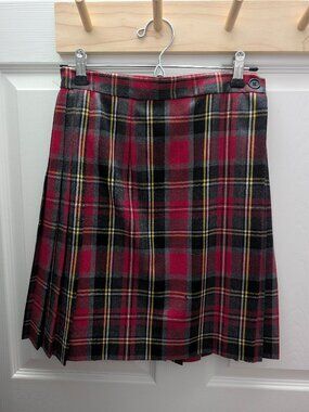 Vintage Red Plaid Clifford & Wills 100% Wool Skirt (10)